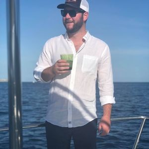 Meet your Posher, Ethan